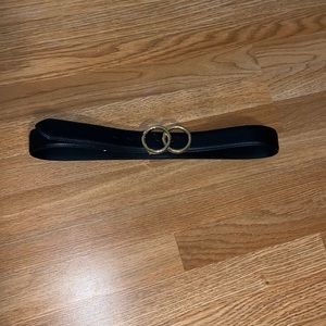 Black belt w/gold belt buckle